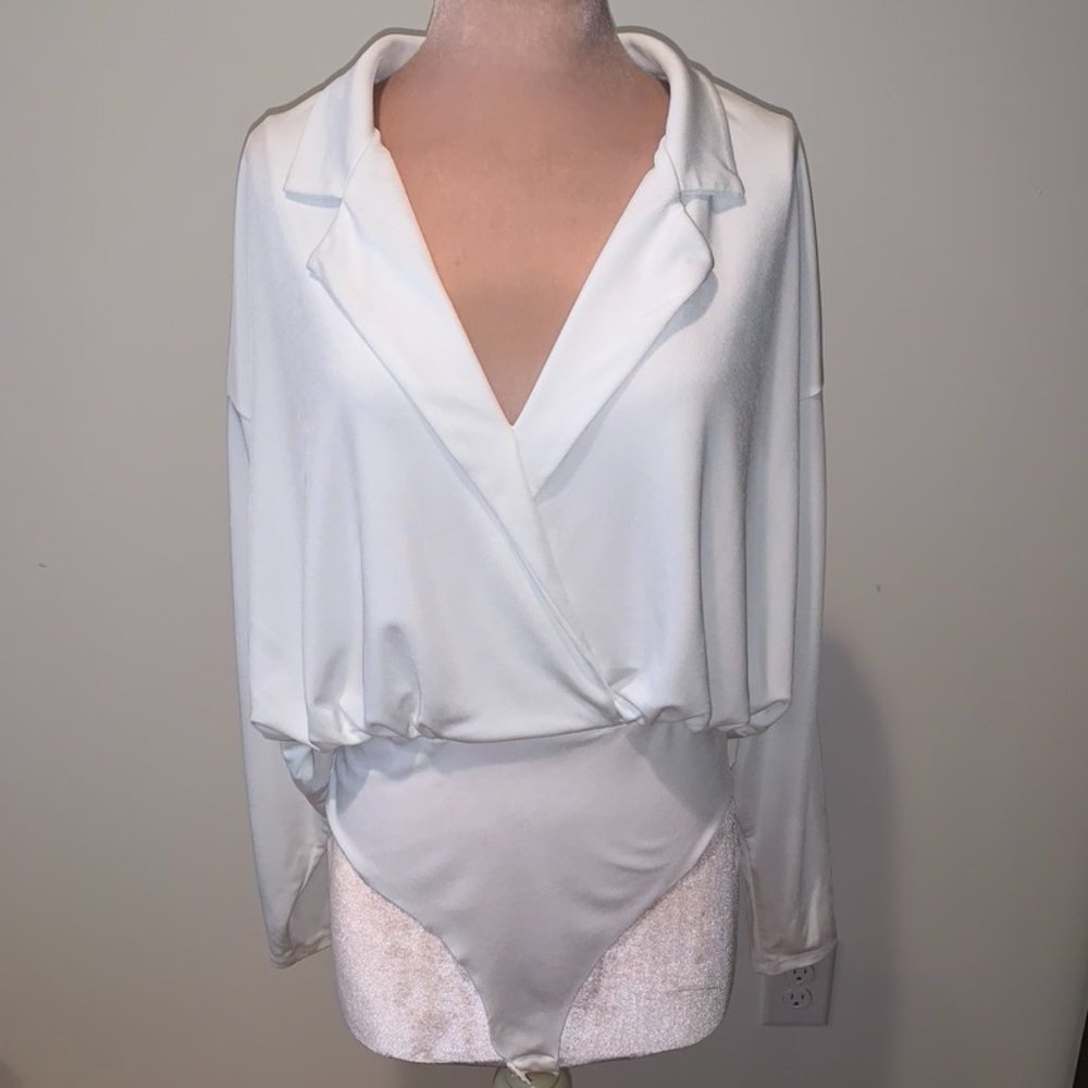 H&M White Long Sleeve Bodysuit